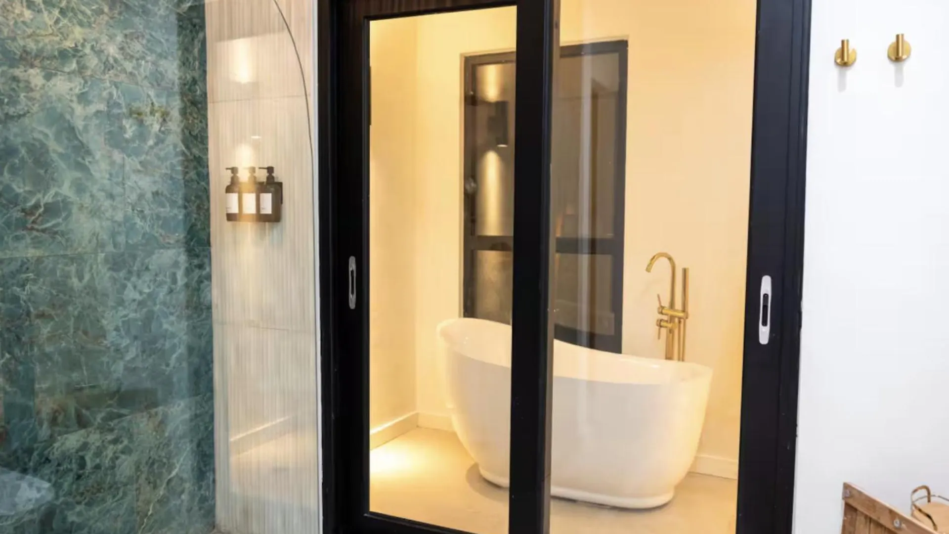 Rooftop Couples Suites At Ocean Park Beach Club Сан-Хуан